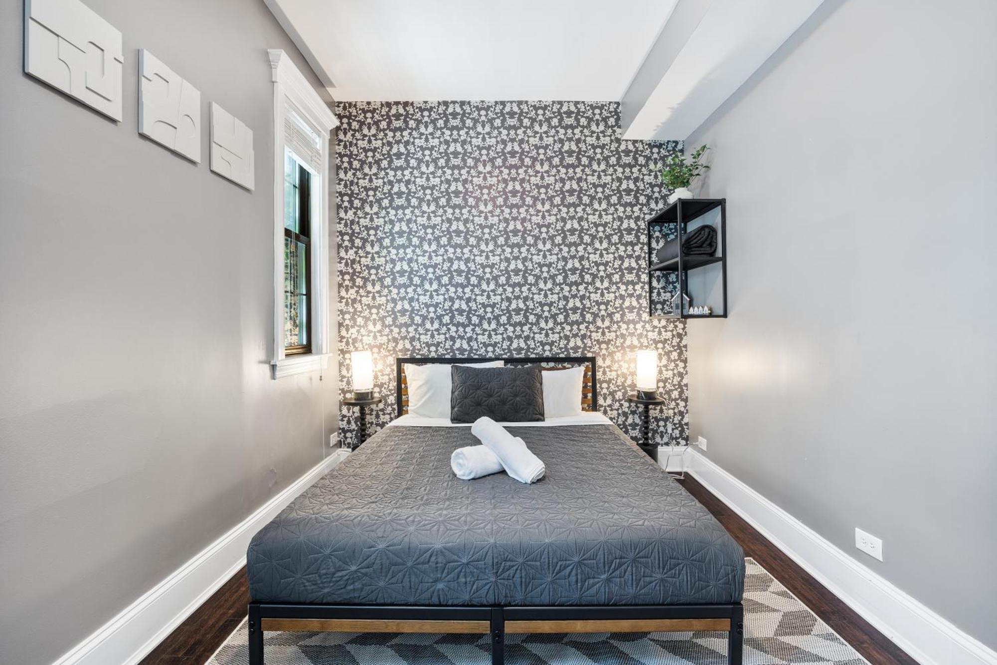 Wrigleyville Suites Chicago Bagian luar foto