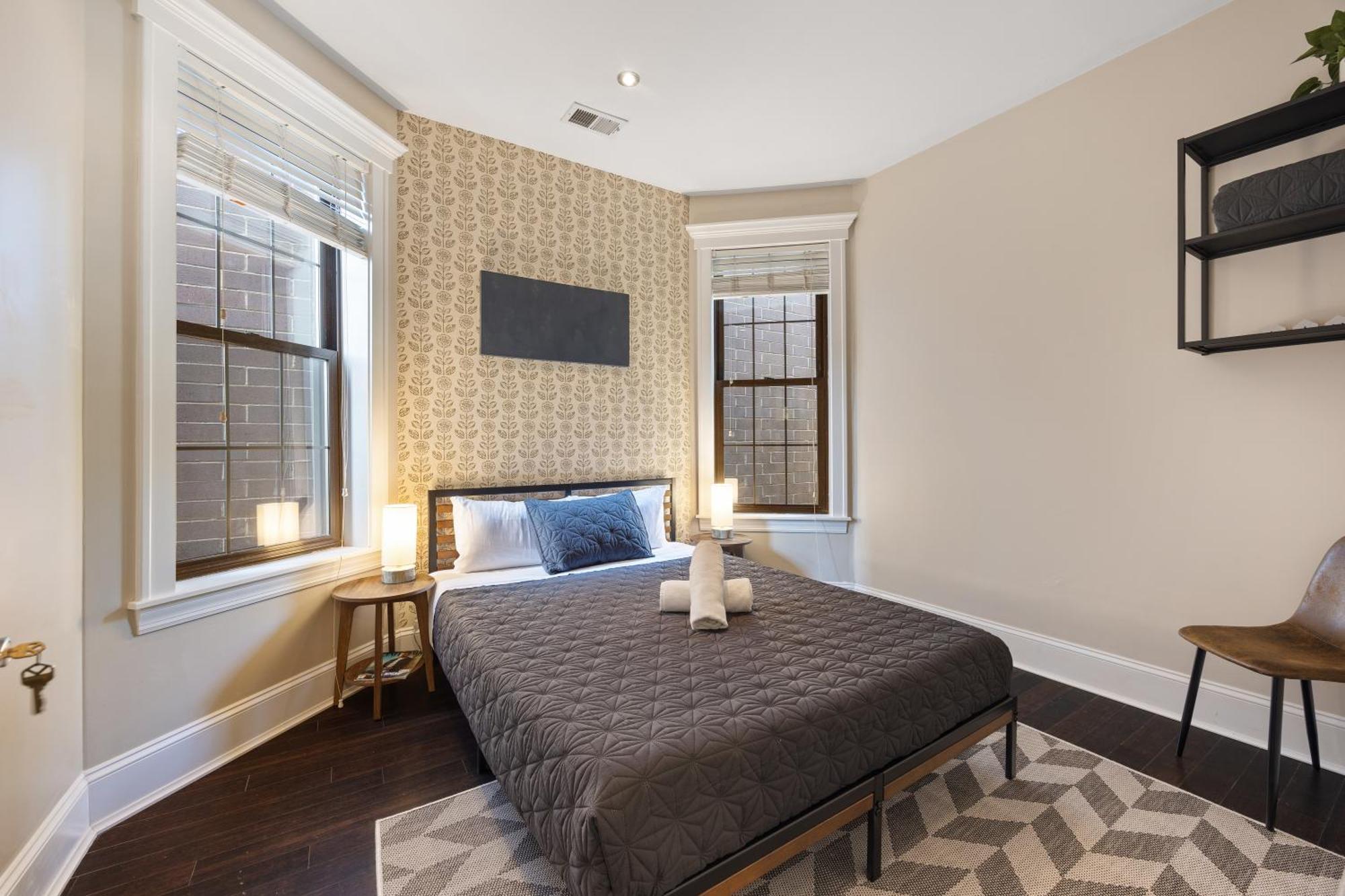 Wrigleyville Suites Chicago Bagian luar foto
